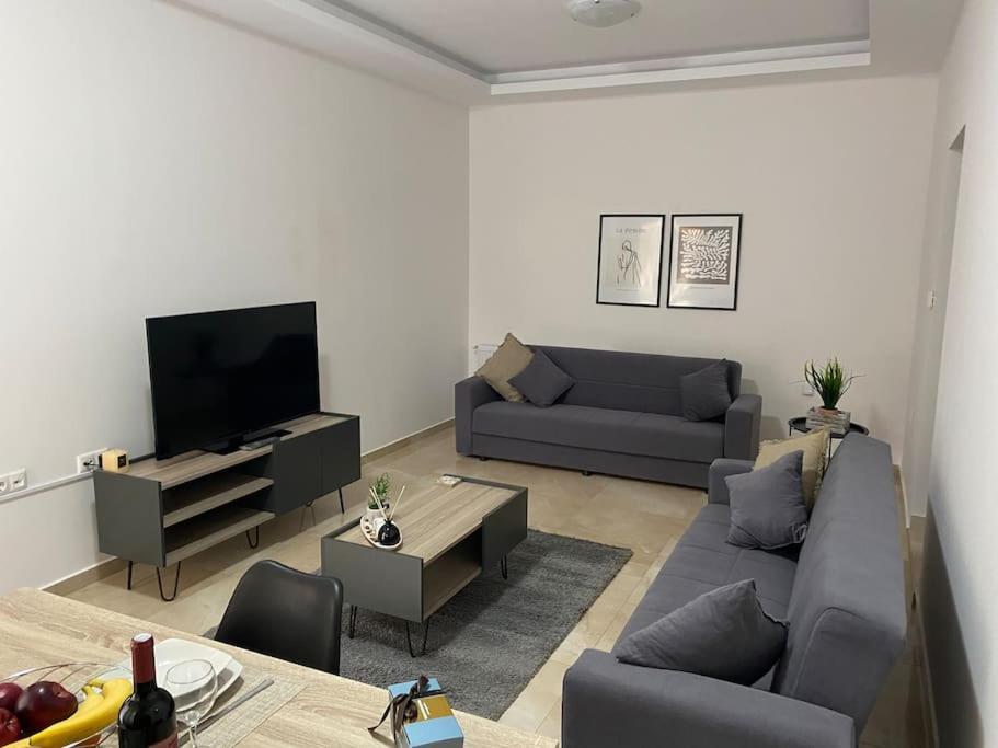 Olive Inn City Drama Bagian luar foto